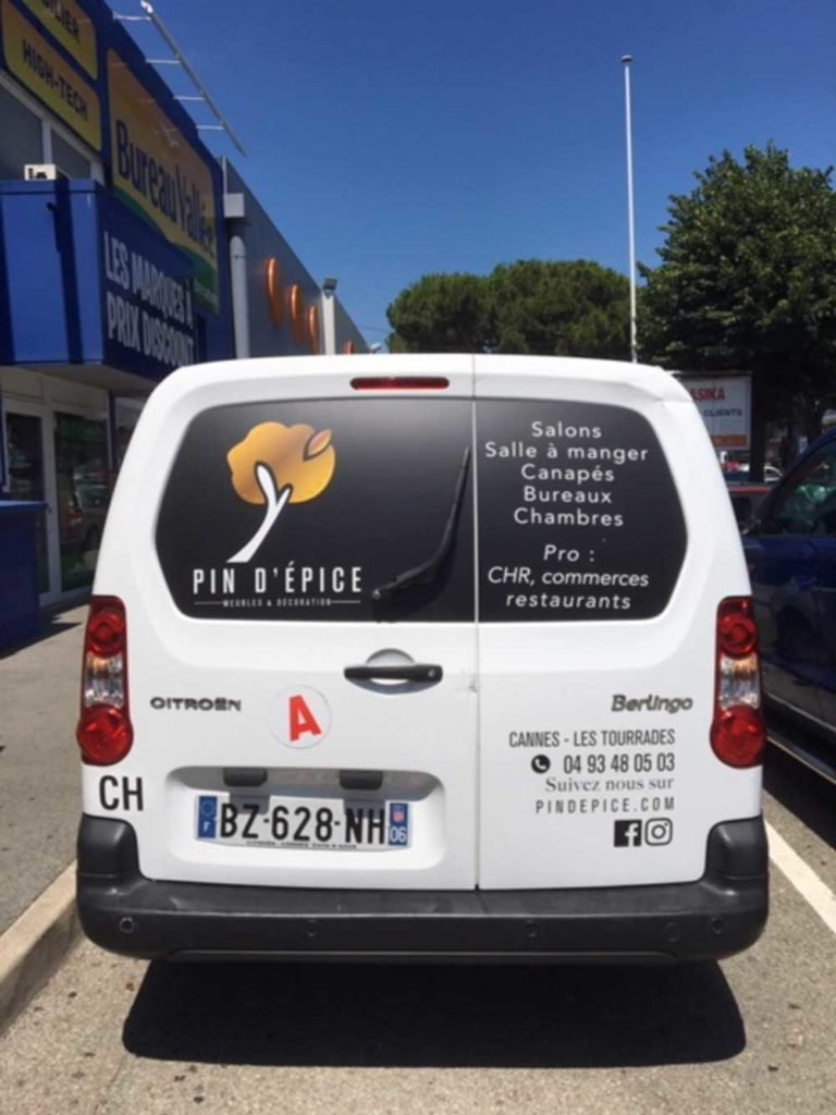 Offre-toi un sourire (Petit guide de l'estime de Soi) Nextnet Agence Communication Freelance Nice Pin Depice Camion 1 768x1024