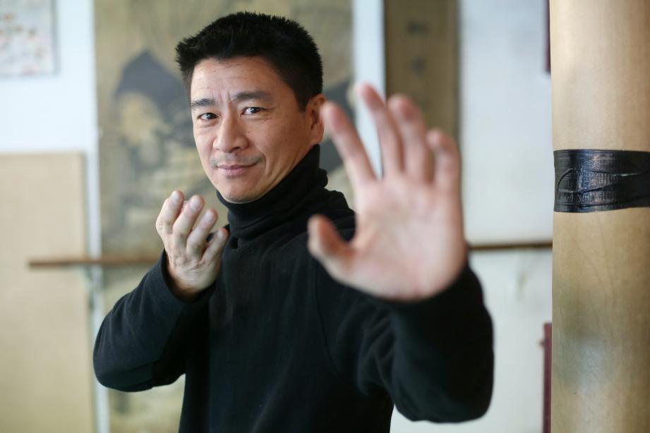 Livre Kung Fu Traditionnel du Maître Hoang Nam aux Editions Solar 1978